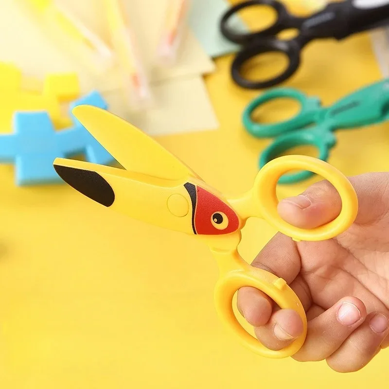 Ciseaux en plastique pour enfa - Art Craft Using Paper avis et prix